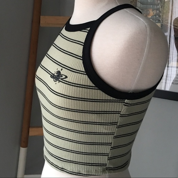 LAST 👆🏼🛸planet print striped cropped top - Picture 5 of 7